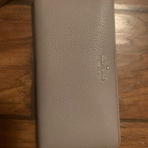 Large Kate Spade Wallet in Taupe color make offer
